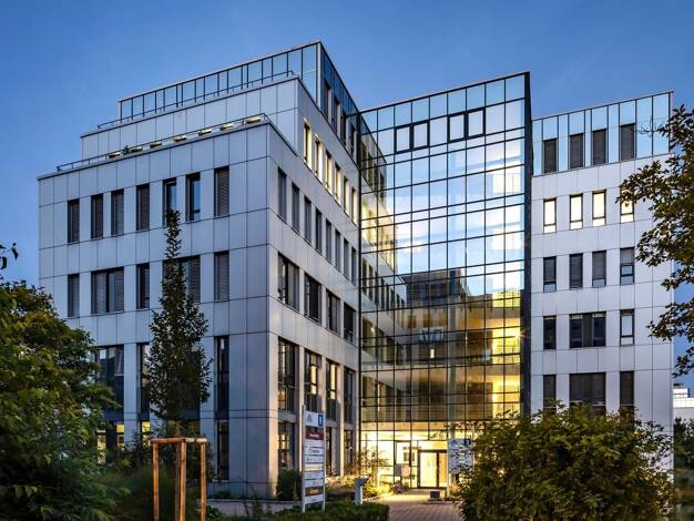 Bürofläche zur Miete provisionsfrei 11 € 158 m² Bürofläche Langwasser Nürnberg 90471