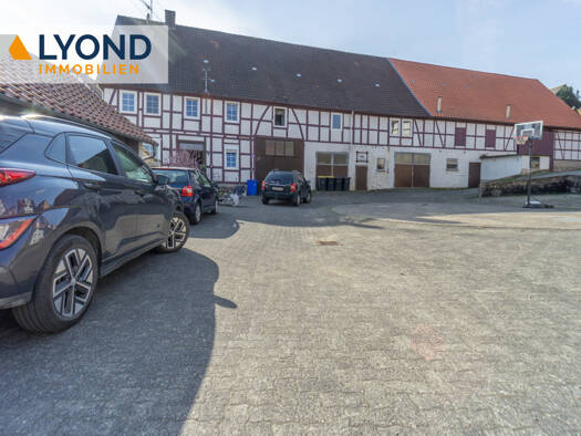 Bauernhaus zum Kauf 169.000 € 9 Zimmer 220 m² 1.600 m² Grundstück Schmillinghausen Bad Arolsen / Schmillinghausen 34454