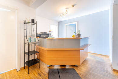 Bürofläche zur Miete 2.190 € 7 Zimmer 169,4 m² Bürofläche Straubing Straubing 94315