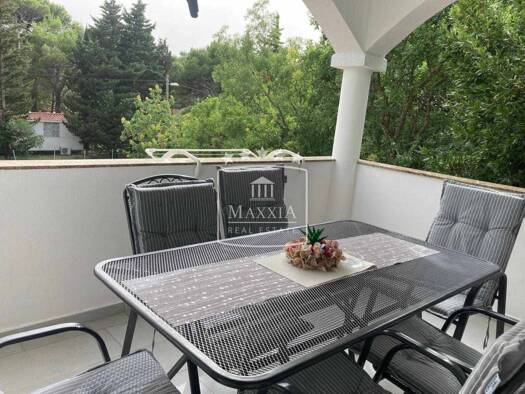 Einfamilienhaus zum Kauf 560.000 € 13 Zimmer 428 m² Tribanj, Starigrad Starigrad 23244