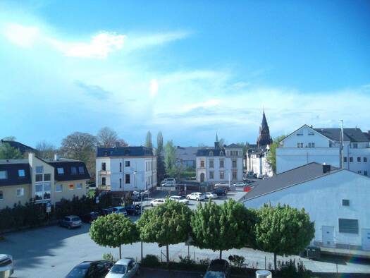 Wohnung zur Miete 590 € 4 Zimmer 93,3 m² frei ab 01.03.2026 Osterweihstraße 17 Innenstadt Zwickau 08056