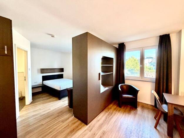 Wohnung zur Miete 466 € 1 Zimmer 25,6 m² frei ab sofort Niederkasseler Str. 99 Schwarzrheindorf Bonn 53225