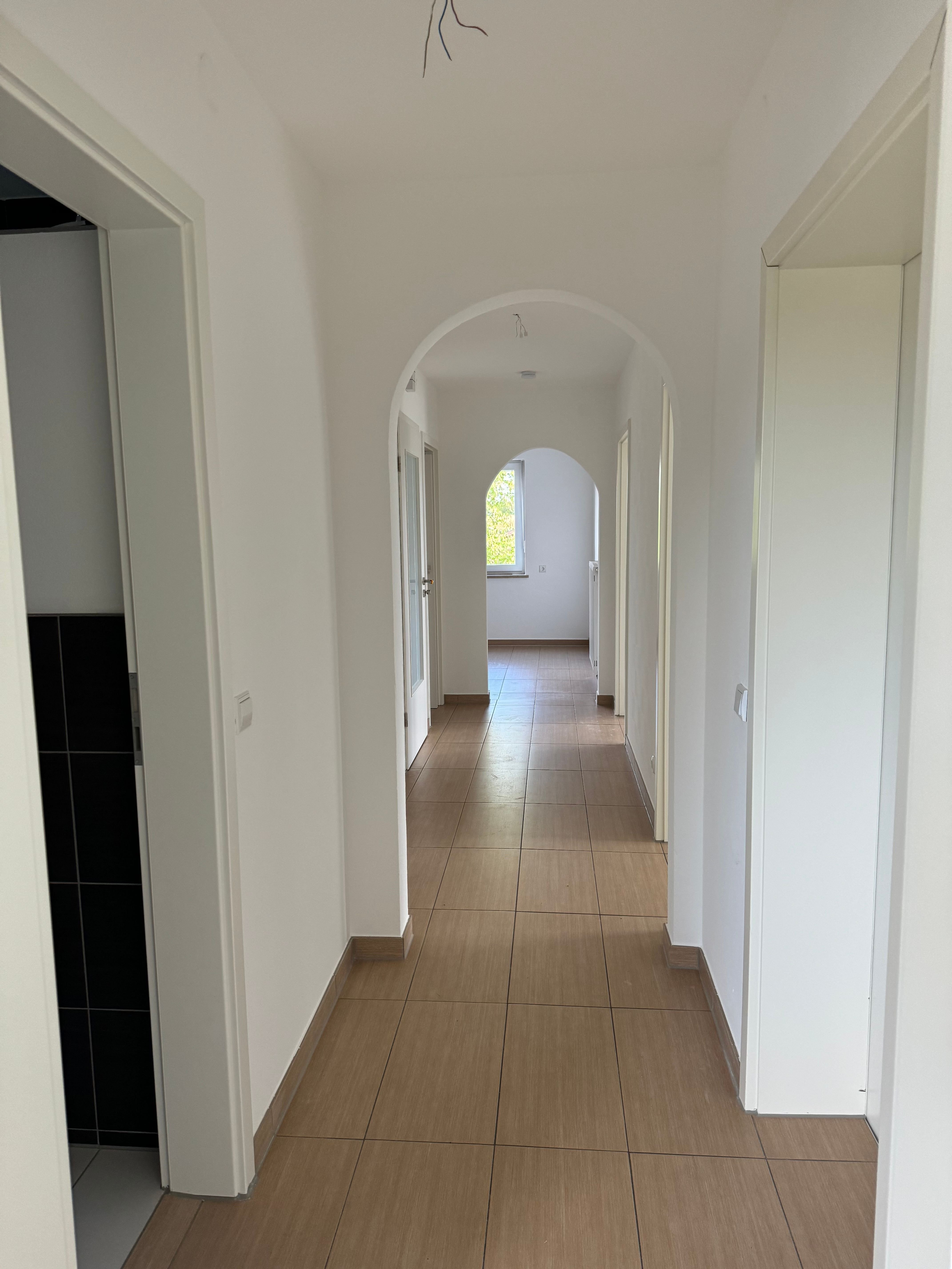 Wohnung zur Miete 1.000 € 3,5 Zimmer 87 m²<br/>Wohnfläche 1.<br/>Geschoss ab sofort<br/>Verfügbarkeit Oberdolling Oberdolling 85129