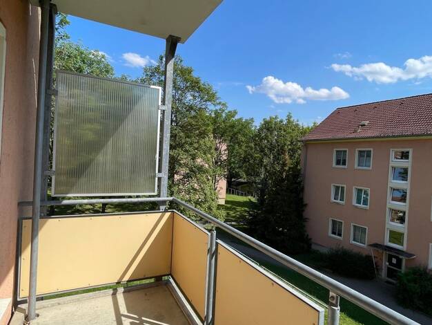 Wohnung zur Miete 390 € 3 Zimmer 64,9 m² 1. Geschoss Bert-Brecht-Straße 8 Bieblach Gera 07546