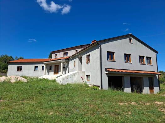 Haus zum Kauf 625.000 € 10 Zimmer 550 m² Rovinjsko Selo, Rovinj Rovinj 52210