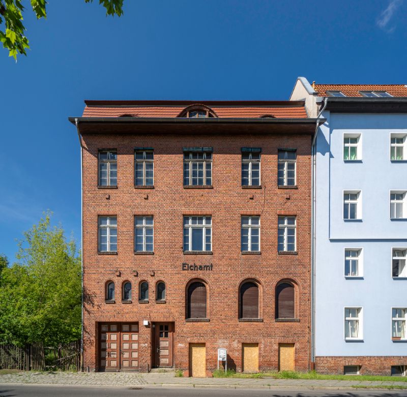 Haus zum Kauf provisionsfrei 253.000 € 11 Zimmer 340 m²<br/>Wohnfläche 416 m²<br/>Grundstück Marienstraße 3 Stadtmitte Eberswalde 16225