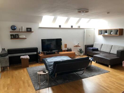 Wohnung zur Miete 1.630 € 4 Zimmer 130 m² Geschoss 1/1 frei ab 01.08.2026 Herzogenaurach 91074