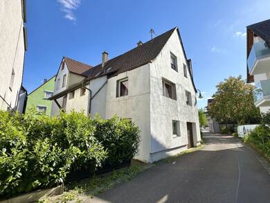 Mehrfamilienhaus zum Kauf 259.000 € 9 Zimmer 145 m² 190 m² Grundstück Cleebronn 74389