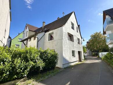 Mehrfamilienhaus zum Kauf 259.000 € 9 Zimmer 145 m² 190 m² Grundstück Cleebronn 74389