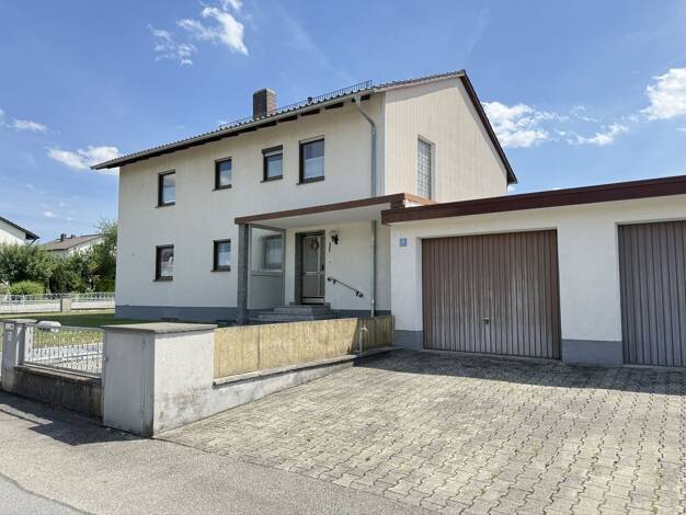 Mehrfamilienhaus zum Kauf 298.000 € 8 Zimmer 157,3 m² 804 m² Grundstück Eichendorf Eichendorf 94428