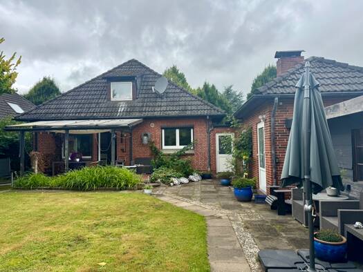 Einfamilienhaus zum Kauf 279.000 € 6 Zimmer 141 m² 562 m² Grundstück Brunsbüttel 25541
