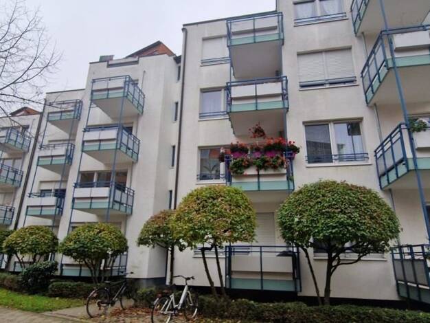 Wohnung zum Kauf 94.000 € 1 Zimmer 39,1 m² 1. Geschoss Hermelinplatz 6 Paunsdorf Leipzig 04329
