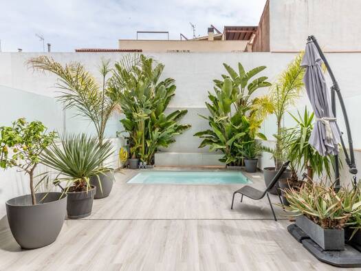 Mehrfamilienhaus zum Kauf provisionsfrei 795.000 € 5 Zimmer 190 m² 538 m² Grundstück Badalona 08912
