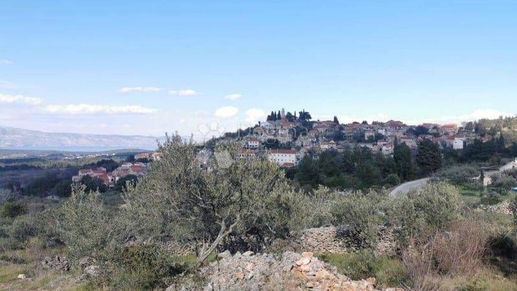 Land-/Forstwirtschaft zum Kauf 240.000 € Hvar