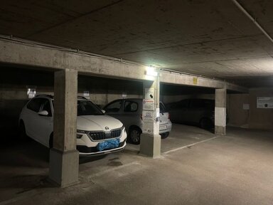 Tiefgaragenstellplatz zur Miete provisionsfrei 75 € Spittlertorgraben 5 Himpfelshof Nürnberg 90429