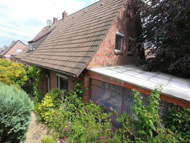 Doppelhaushälfte zum Kauf 149.000 € 4 Zimmer 101 m² 484 m² Grundstück Zetel Zetel 26340