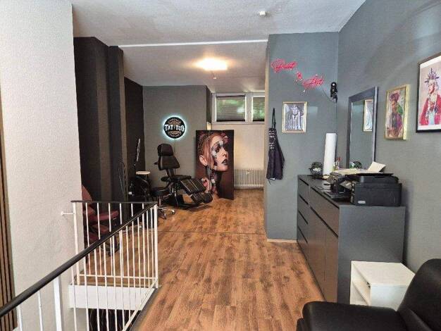 Laden zur Miete 1.250 € 2 Zimmer 80 m² Verkaufsfläche Sebald Nürnberg 90403
