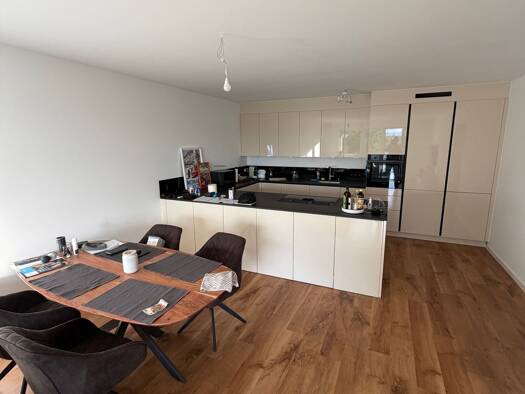 Wohnung zur Miete 1.070 € 3 Zimmer 97 m² Geschoss EG/4 frei ab 01.10.2026 Speicher 54662