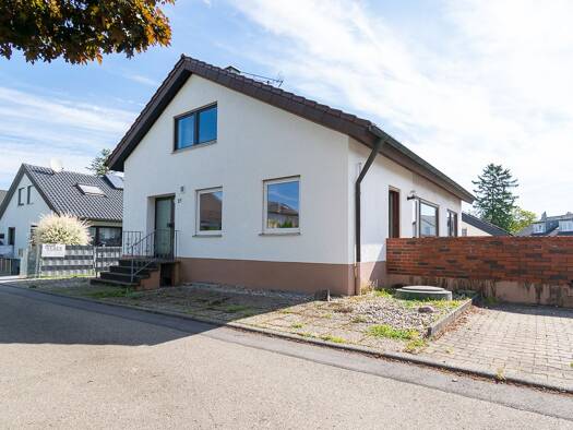 Einfamilienhaus zum Kauf 489.000 € 7,5 Zimmer 192 m² 400 m² Grundstück frei ab sofort Ellhofen 74248