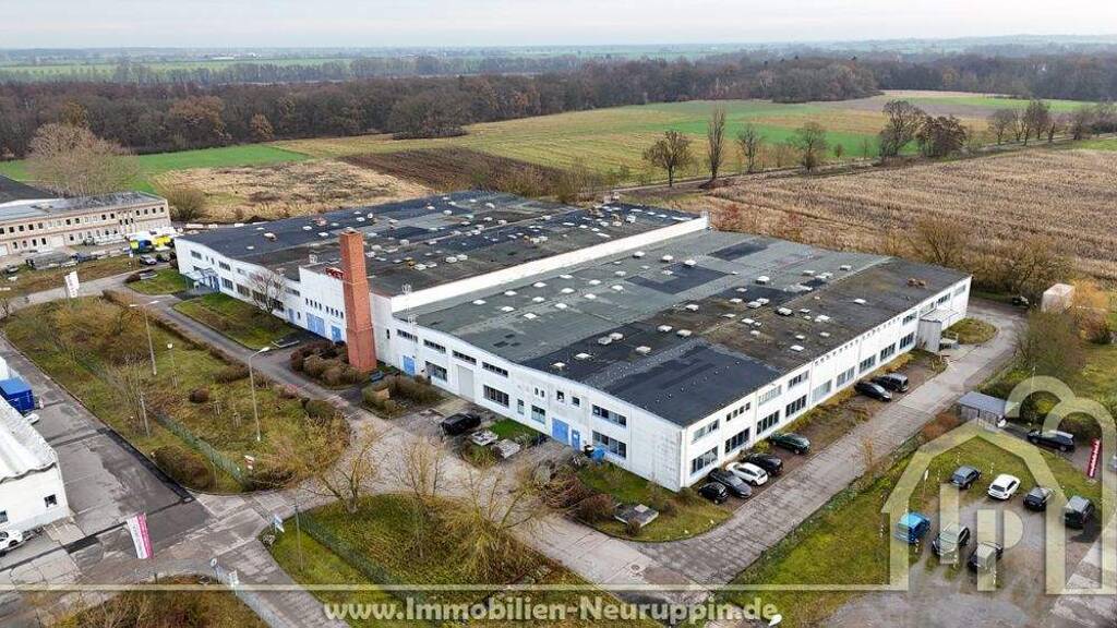 Produktionshalle zur Miete 2 € 11.667 m² Lagerfläche teilbar ab 200 m² Neuruppin 16816