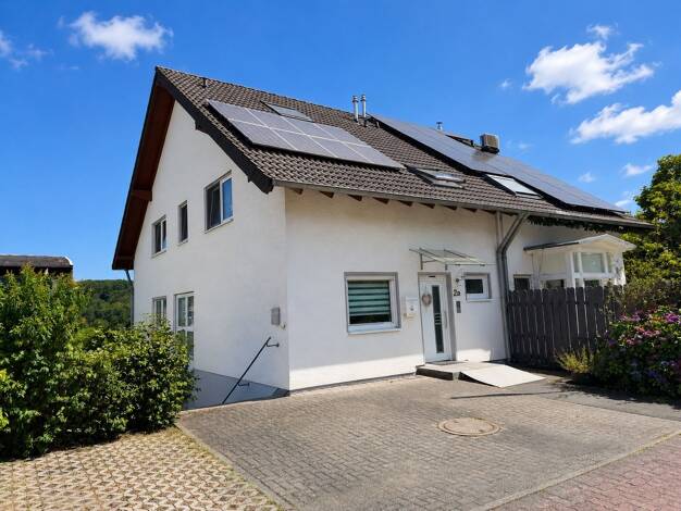 Mehrfamilienhaus zum Kauf 419.000 € 7,5 Zimmer 184,6 m² 309 m² Grundstück Mühleip Eitorf 53783