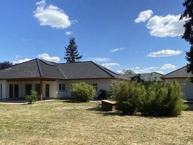 Bungalow zum Kauf provisionsfrei 865.000 € 6 Zimmer 186 m² 1.720 m² Grundstück Brieselang 14656