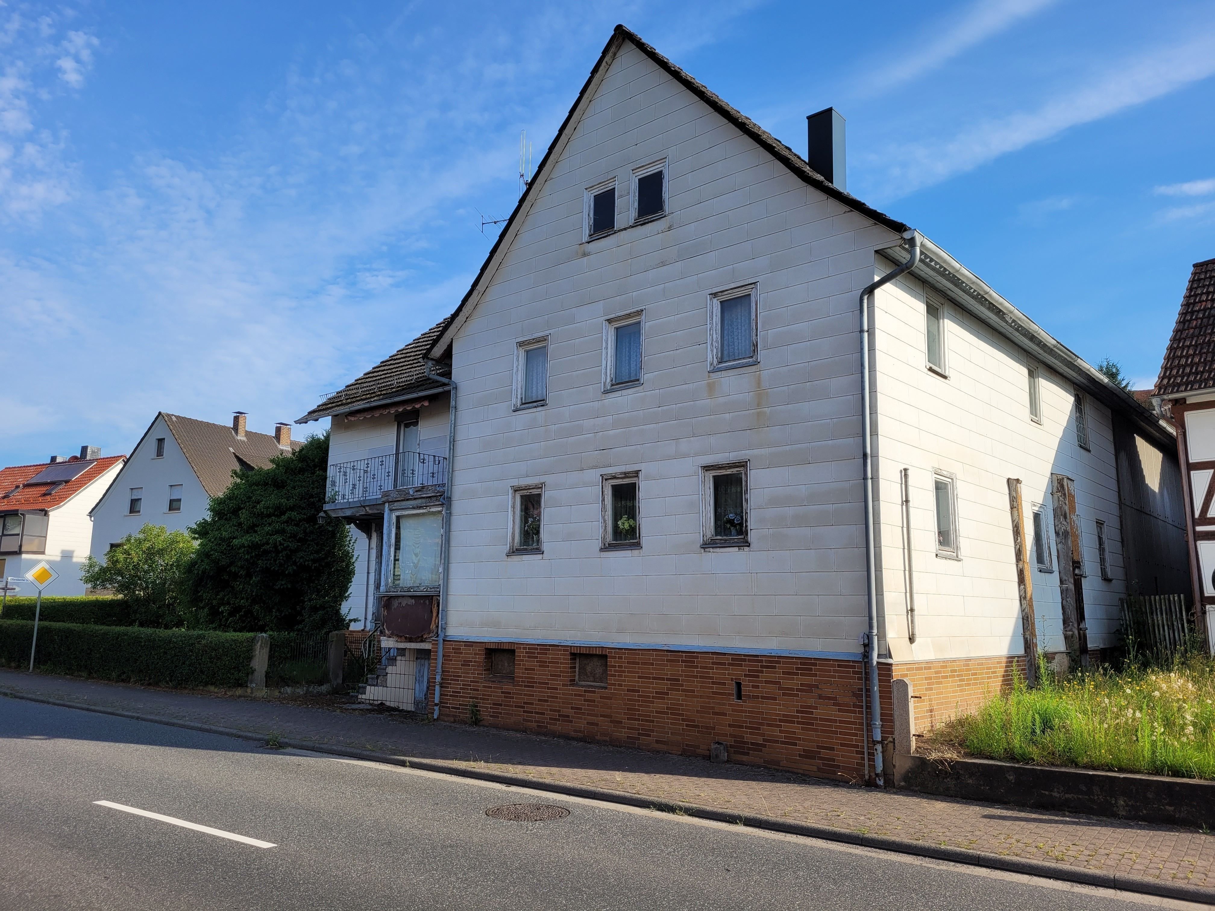 Einfamilienhaus zum Kauf 55.000 € 9 Zimmer 200 m²<br/>Wohnfläche 580 m²<br/>Grundstück ab sofort<br/>Verfügbarkeit Hauptstraße 43 Breitenbach Breitenbach am Herzberg 36287