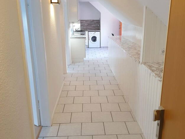 Wohnung zur Miete 650 € 2 Zimmer 65,4 m² Dachgeschoss, 3. Geschoss Bredowstraße 2 Südostviertel Essen 45139