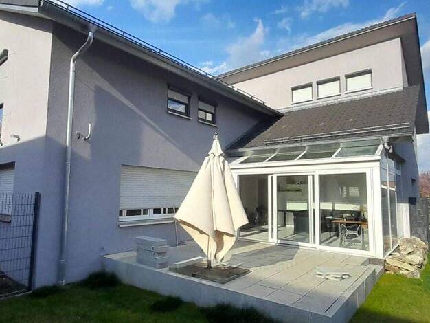 Mehrfamilienhaus zum Kauf 650.000 € 9 Zimmer 271 m² 990 m² Grundstück Unlingen 88527