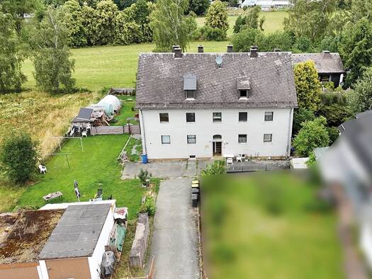 Mehrfamilienhaus zum Kauf 99.000 € 12 Zimmer 340 m² 1.810 m² Grundstück Issigau 95188