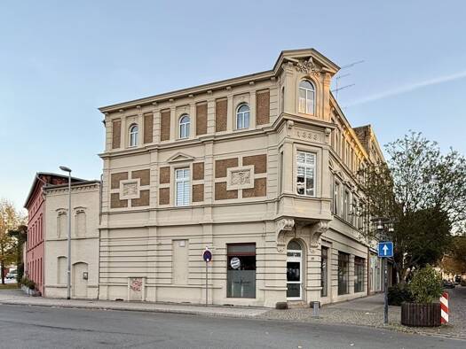 Haus zum Kauf 549.000 € 9 Zimmer 311 m² 371 m² Grundstück Staßfurt 39418