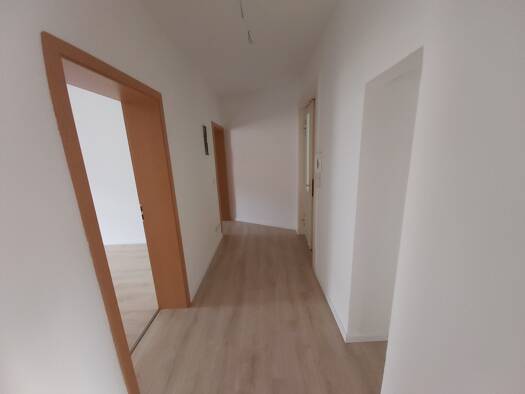 Wohnung zur Miete 315 € 62,3 m² 1. Geschoss Waldheim 04736