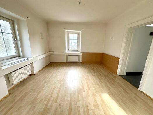 Büro zur Miete 2.282 € 8 Zimmer Mariatroster Straße Mariatrost Graz 8043