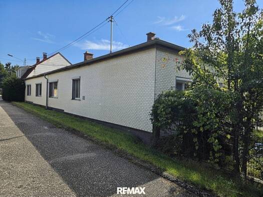 Einfamilienhaus zum Kauf 279.000 € 4 Zimmer 165 m² 1.490 m² Grundstück Rohrau 2471