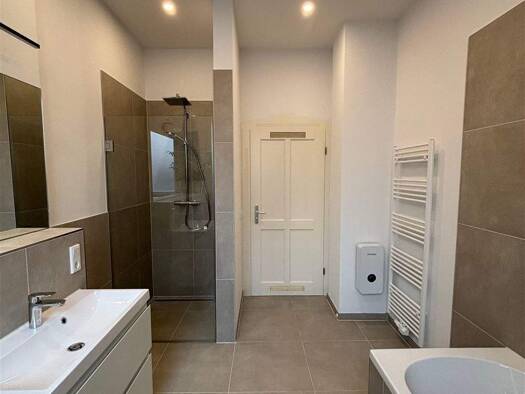 Wohnung zum Kauf 519.000 € 5 Zimmer 160,7 m² EG frei ab sofort Südstadt Fürth 90763