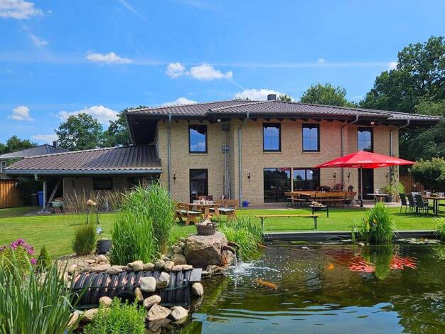 Villa zum Kauf provisionsfrei 890.000 € 5 Zimmer 350 m² 7.500 m² Grundstück Moorweg 12 Todtshorn Otter 21259
