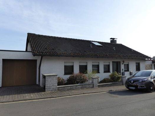 Einfamilienhaus zum Kauf 498.000 € 9 Zimmer 366 m² 920 m² Grundstück Eisenbach Selters 65618