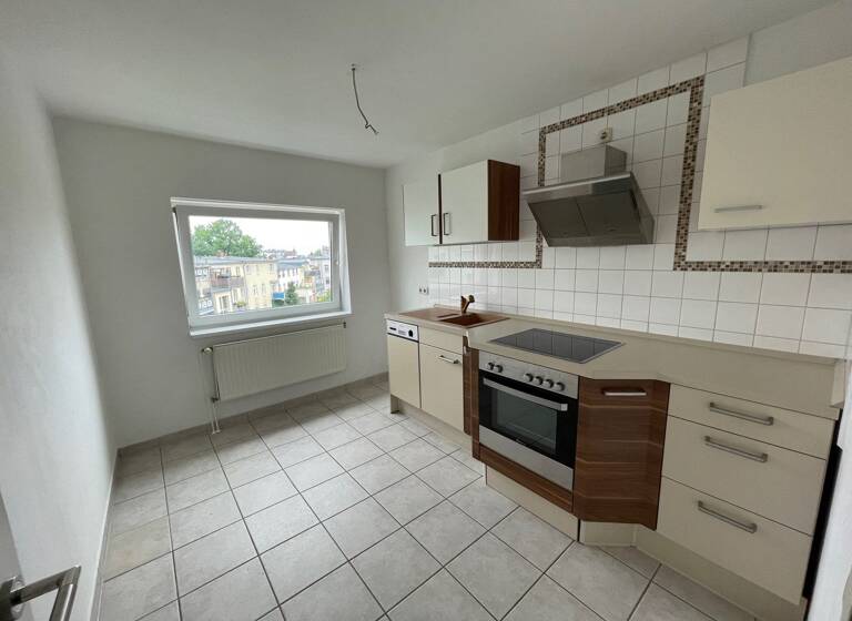 Wohnung zur Miete 499 € 2 Zimmer 53 m²<br/>Wohnfläche 2.<br/>Geschoss 01.06.2025<br/>Verfügbarkeit Paulsstadt Schwerin 19053