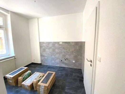 Wohnung zur Miete 200 € 1 Zimmer 33 m² 1. Geschoss Reichenbach Reichenbach 08468