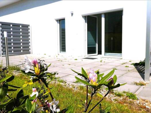 Reihenmittelhaus zur Miete 679 € 2 Zimmer 64 m² 100 m² Grundstück Brekendorf 24811