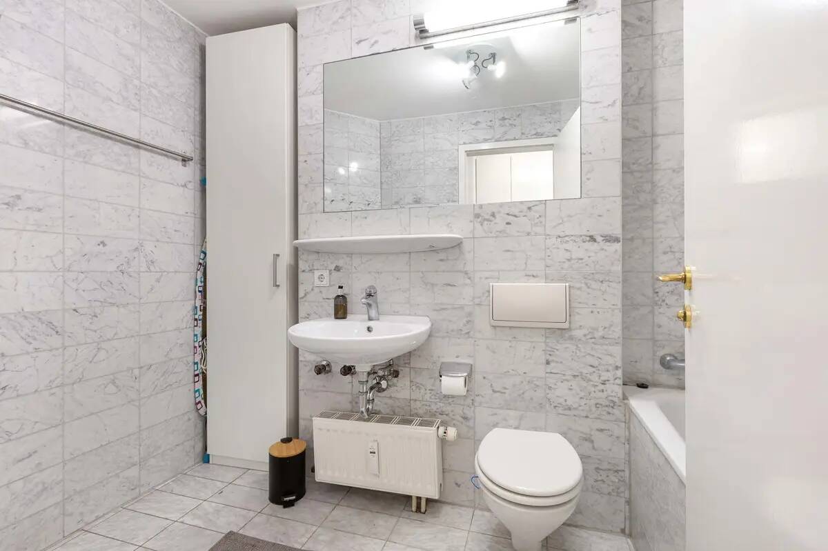 Property thumbnail 2