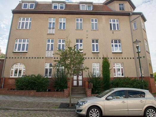 Wohnung zur Miete 955 € 3 Zimmer 86,8 m² 3. Geschoss frei ab 01.06.2026 Bergstraße 10 Prenzlau 17291
