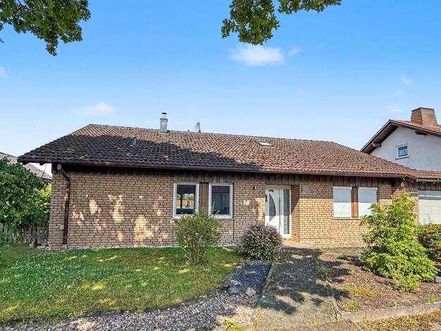Einfamilienhaus zum Kauf 179.000 € 5 Zimmer 142 m² 768 m² Grundstück Menne Warburg 34414