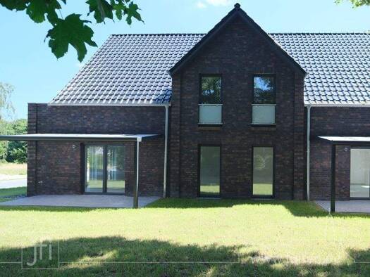 Doppelhaushälfte zur Miete 1.300 € 4 Zimmer 128,4 m² 371 m² Grundstück frei ab 01.02.2026 Heisfelde Leer (Ostfriesland) 26789