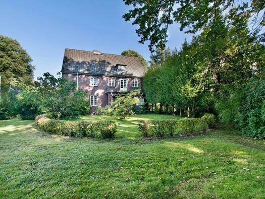 Villa zum Kauf 2.650.000 € 9 Zimmer 265 m² 1.755 m² Grundstück Lokstedt Hamburg 22529