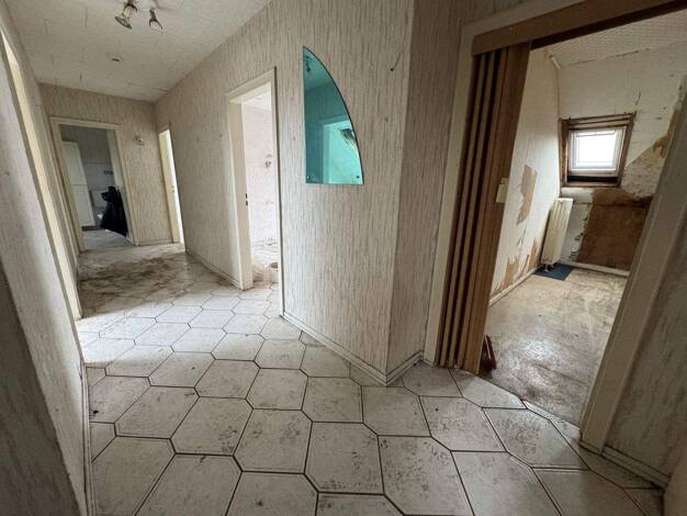 Wohnung zum Kauf 98.000 € 4 Zimmer 98 m² 3. Geschoss Friemersheim Duisburg 47229