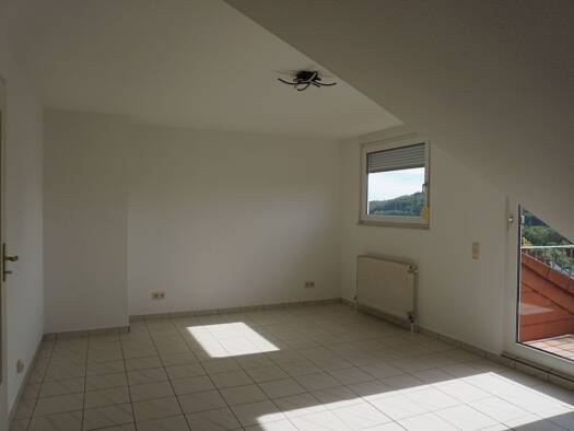 Wohnung zur Miete 660 € 2 Zimmer 56 m² frei ab sofort Niedernhausen Niedernhausen 65527