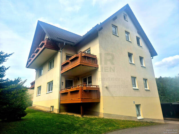 Wohnung zum Kauf 129.500 € 3 Zimmer 80 m² 2. Geschoss Oelsnitz Oelsnitz/Erzgebirge 09376
