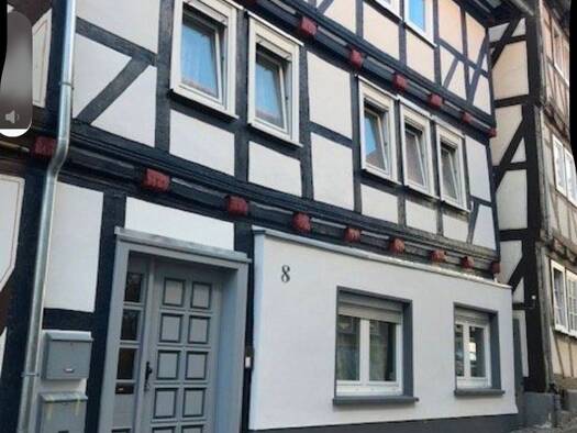 Mehrfamilienhaus zum Kauf provisionsfrei 235.000 € 7 Zimmer 180 m² 190 m² Grundstück Salzgasse 8 Homberg Homberg 34576