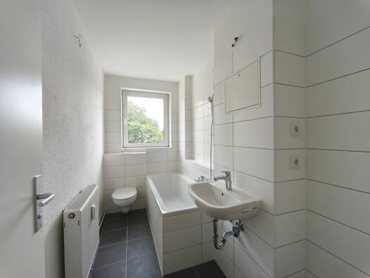Wohnung zur Miete 360 € 3 Zimmer 60 m² 2. Geschoss Prager Straße 6 Zeitz Zeitz 06712